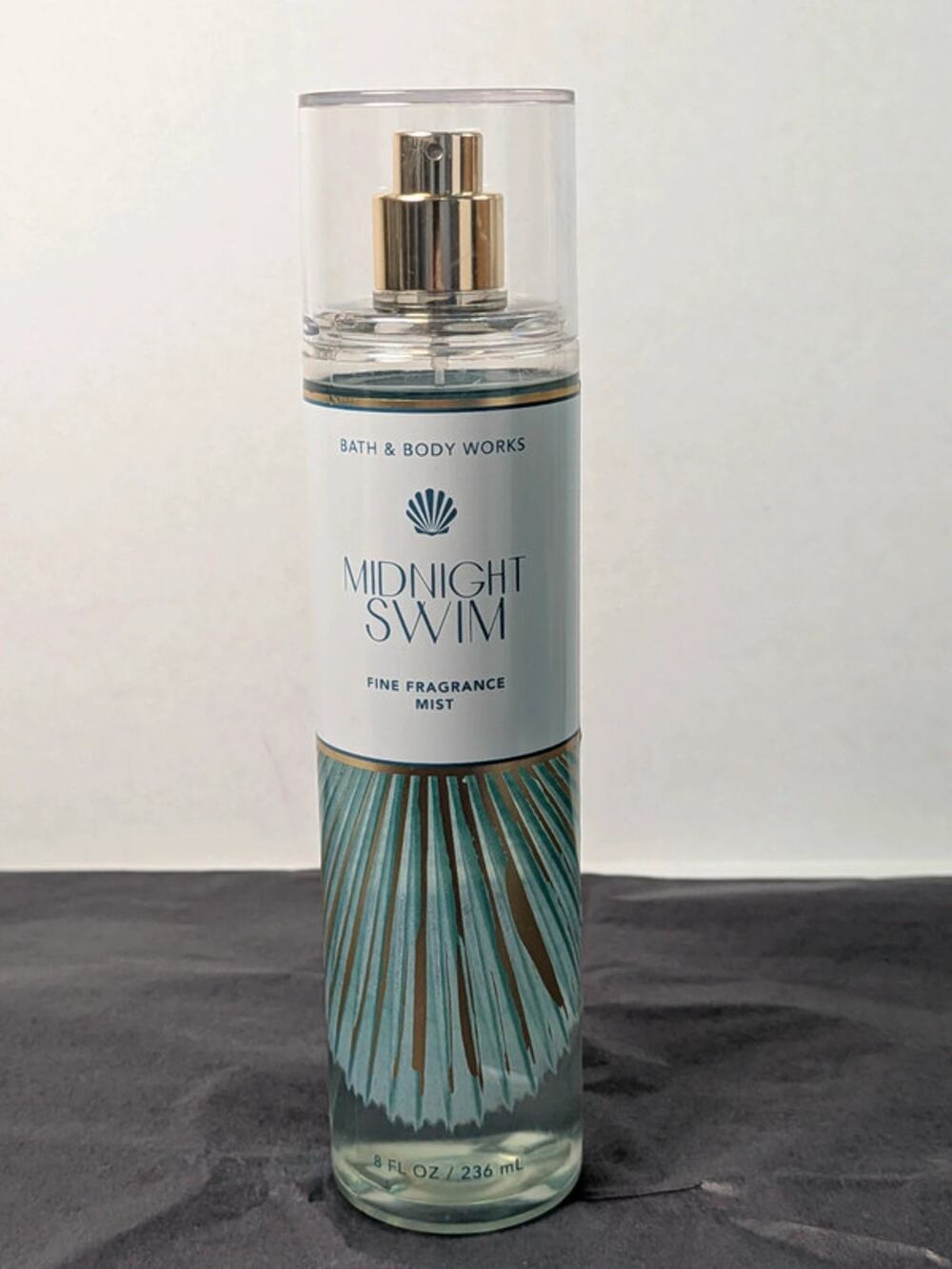 Bath & Body Works Midnight Swim Fine Fragrance Mist 8 oz Discontinued